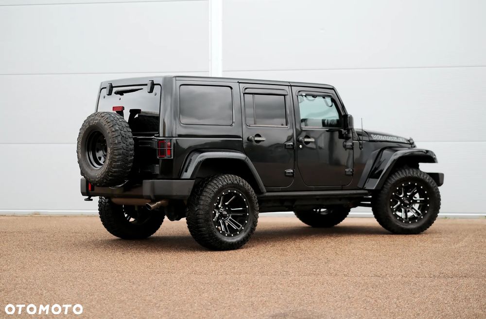 Jeep Wrangler 3.6 Unlim Sahara - 8
