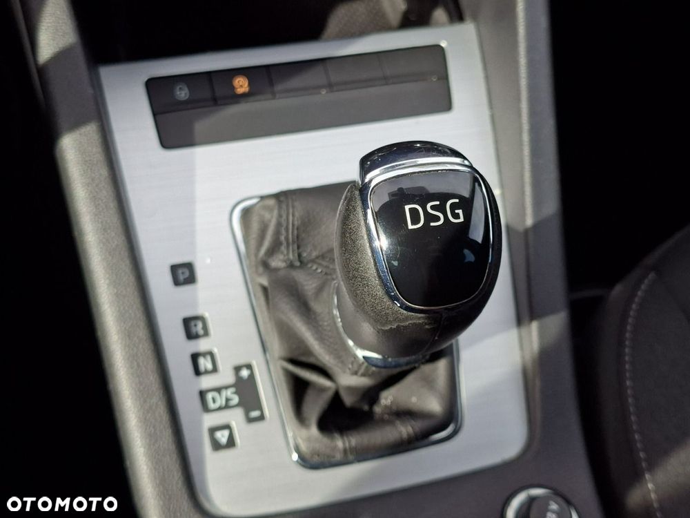 Skoda Octavia 2.0 TDI DSG Ambition - 24