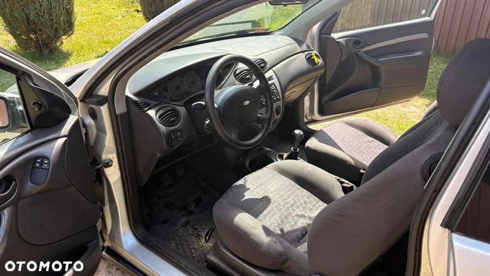 Ford Focus 1.6 Comfort - 9