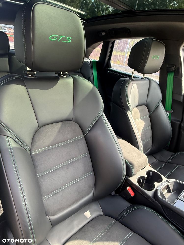 Porsche Macan - 7