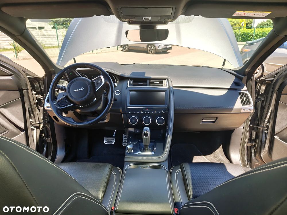 Jaguar E-Pace 2.0 P200 mHEV AWD R-Dynamic HSE - 15