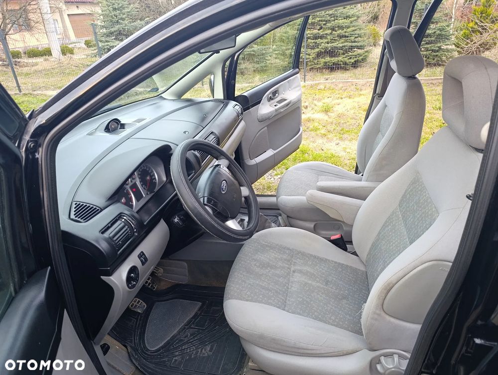 Ford Galaxy 2.0 - 15