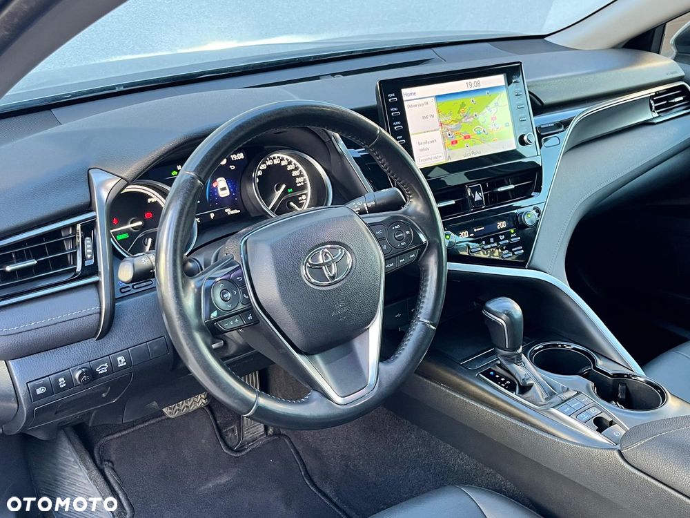 Toyota Camry 2.5 Hybrid Prestige CVT - 23