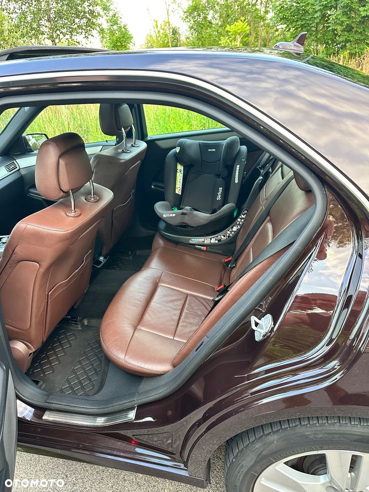 Mercedes-Benz Klasa E 350 CDI DPF BlueEFFICIENCY 7G-TRONIC Avantgarde - 20