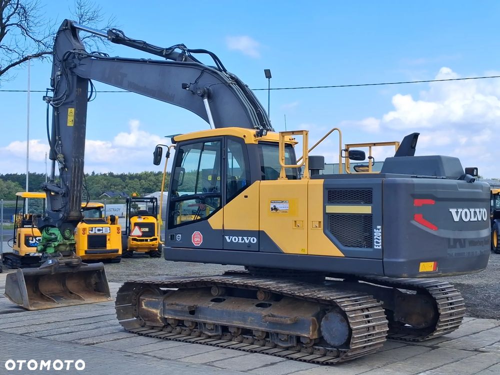 Volvo EC 220 EN - 3