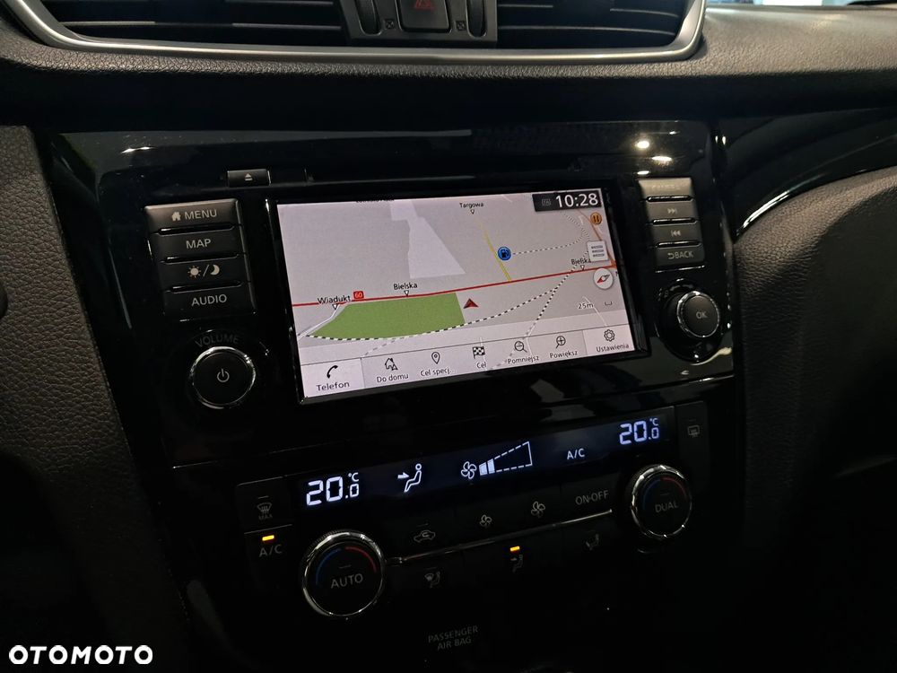 Nissan Qashqai 1.3 DIG-T N-Connecta EU6d - 13
