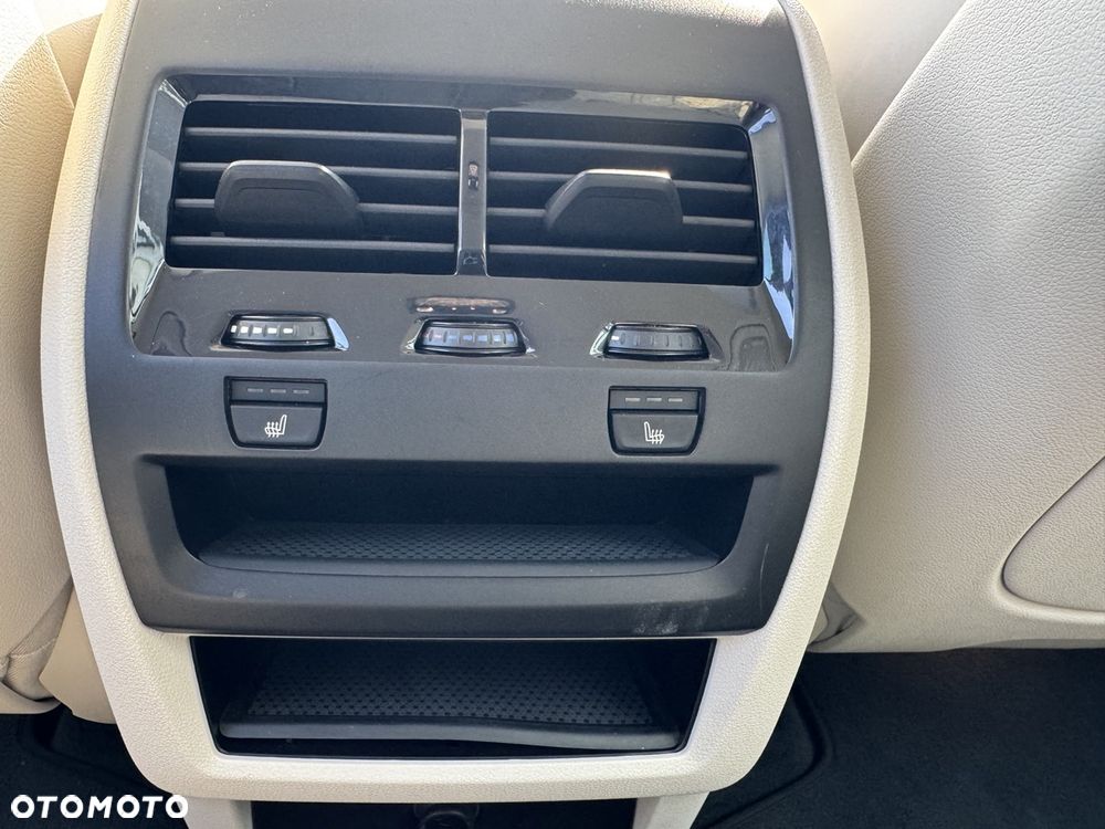 BMW X5 xDrive25d - 32