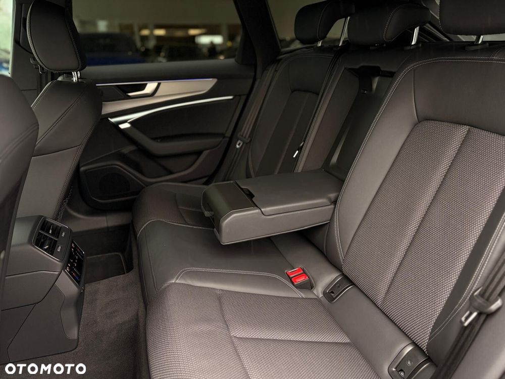 Audi A6 Avant - 18