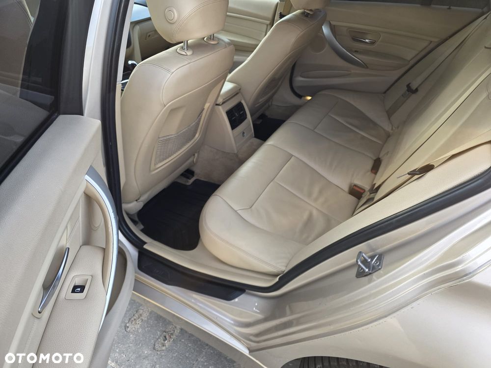 BMW Seria 3 - 15
