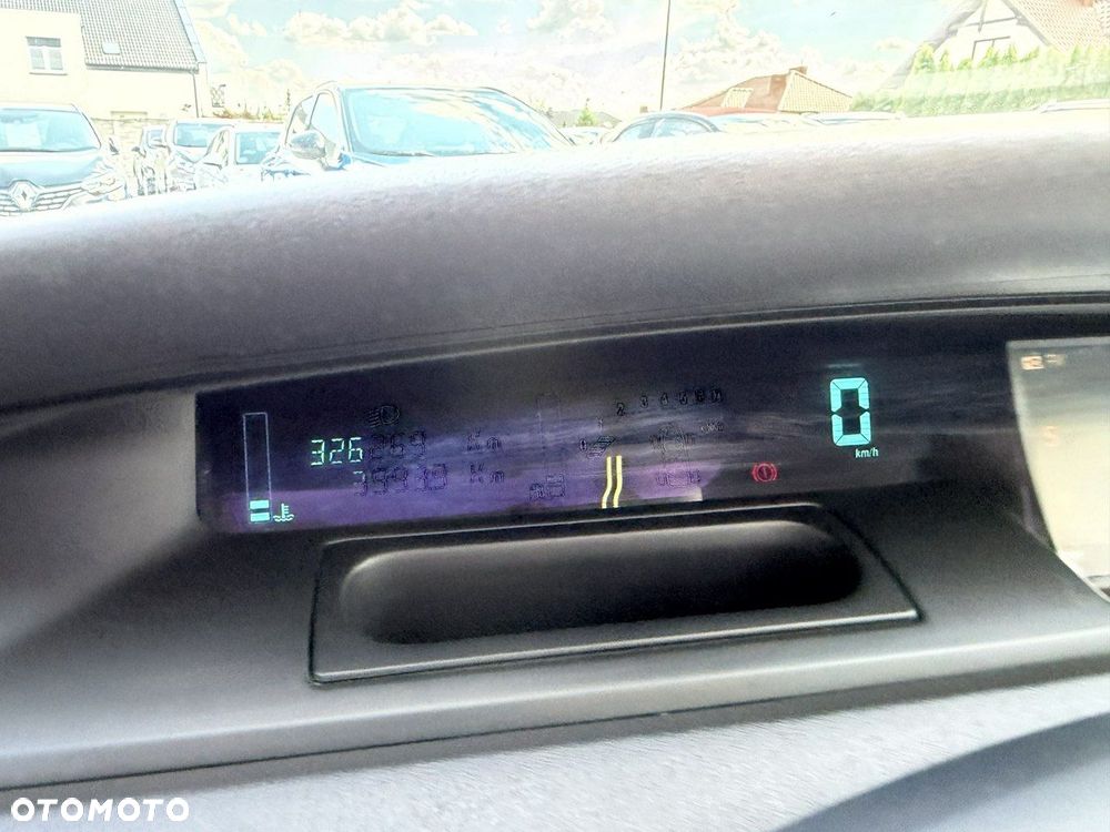 Renault Scenic 2.0 16V Privilege - 20