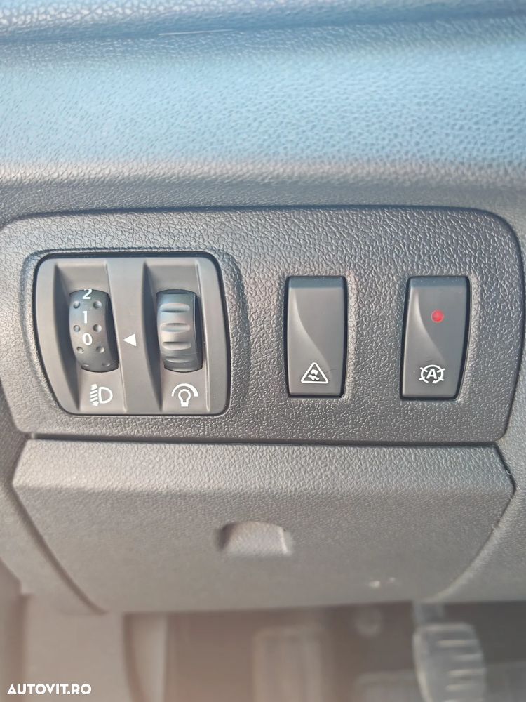 Renault Megane ENERGY dCi 110 Start & Stop Bose Edition - 14