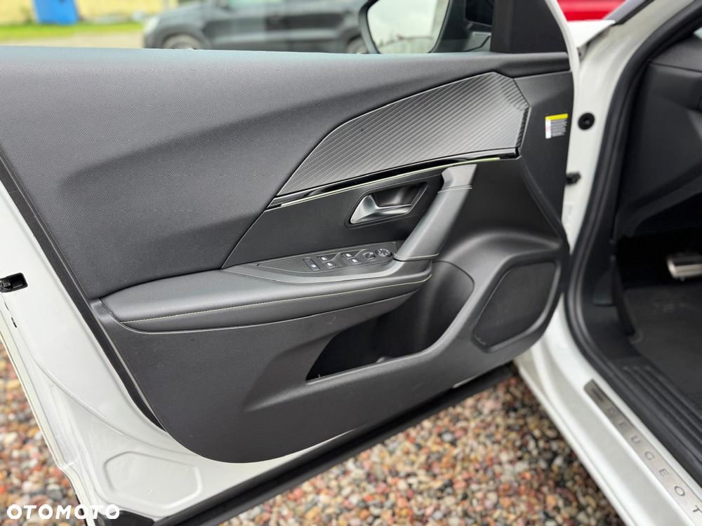 Peugeot 2008 1.2 PureTech GT S&S EAT8 - 19