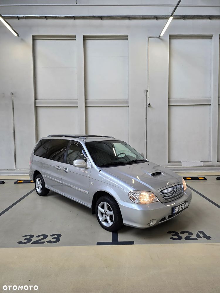 Kia Carnival 2.9 CRDi / Voyage - 12