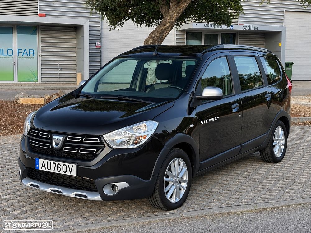 Dacia Lodgy 1.5 Blue dCi Stepway 7L - 1