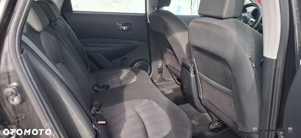 Nissan Qashqai - 12
