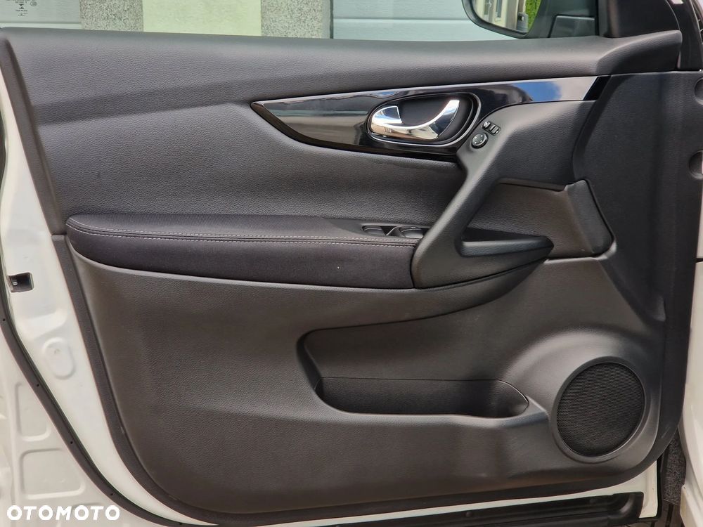 Nissan Qashqai 1.6 DIG-T 360 - 18