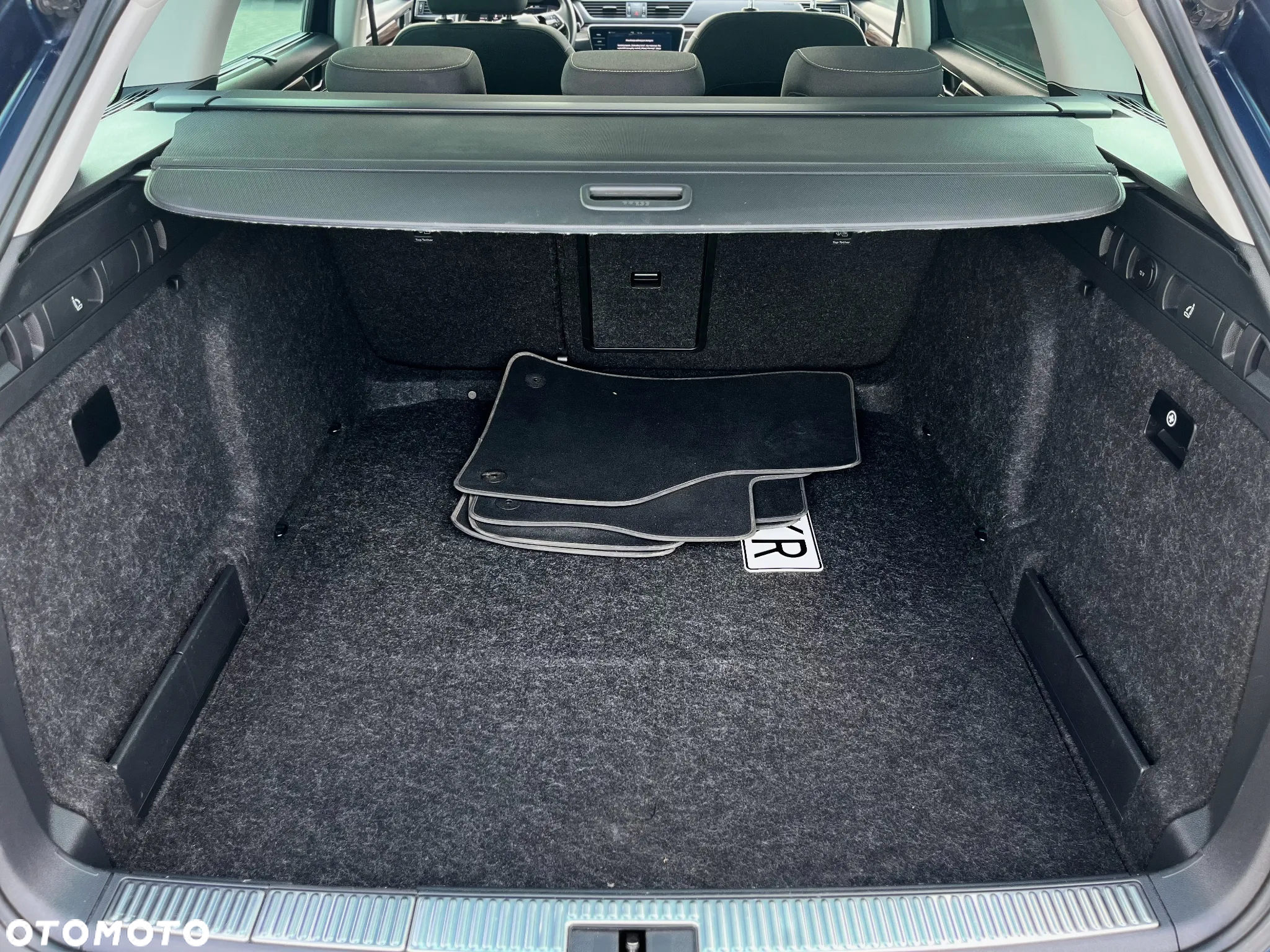 Skoda Superb 2.0 TSI 4x4 Scout DSG - 39