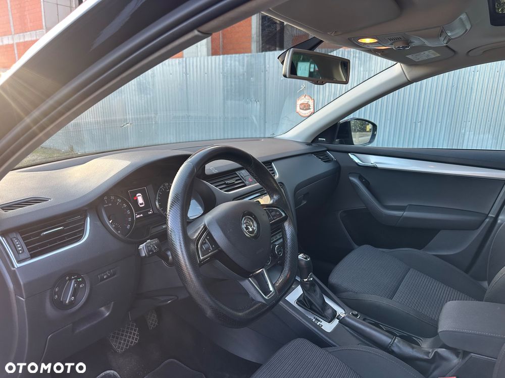 Skoda Octavia 1.6 TDI Ambition DSG - 14