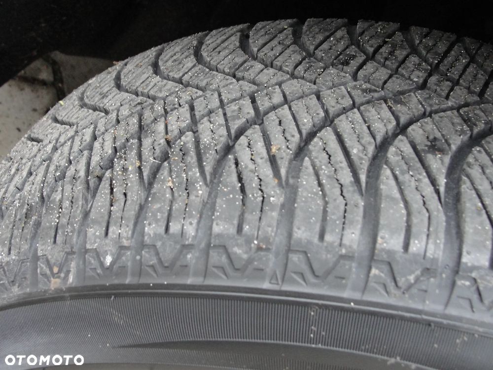 BMW Seria 3 318d DPF Edition Lifestyle - 21