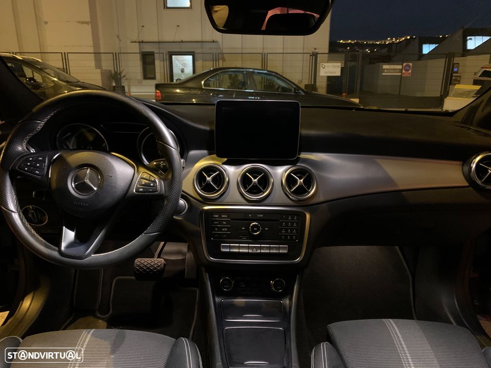Mercedes-Benz GLA 200 d Urban Aut. - 14