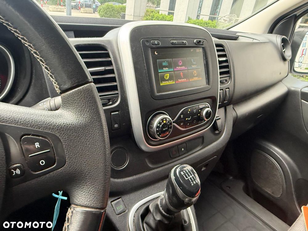 Renault Trafic - 18