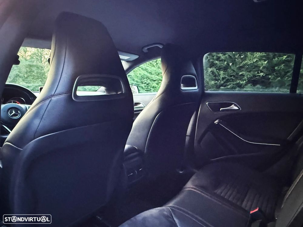 Mercedes-Benz CLA 200 d Shooting Brake AMG Line Aut. - 20