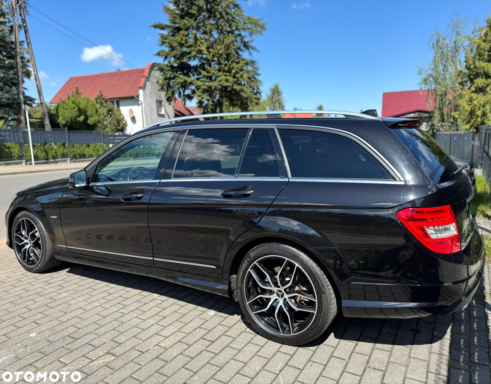 Mercedes-Benz Klasa C 220 d 4Matic T 7G-TRONIC AMG Line - 25