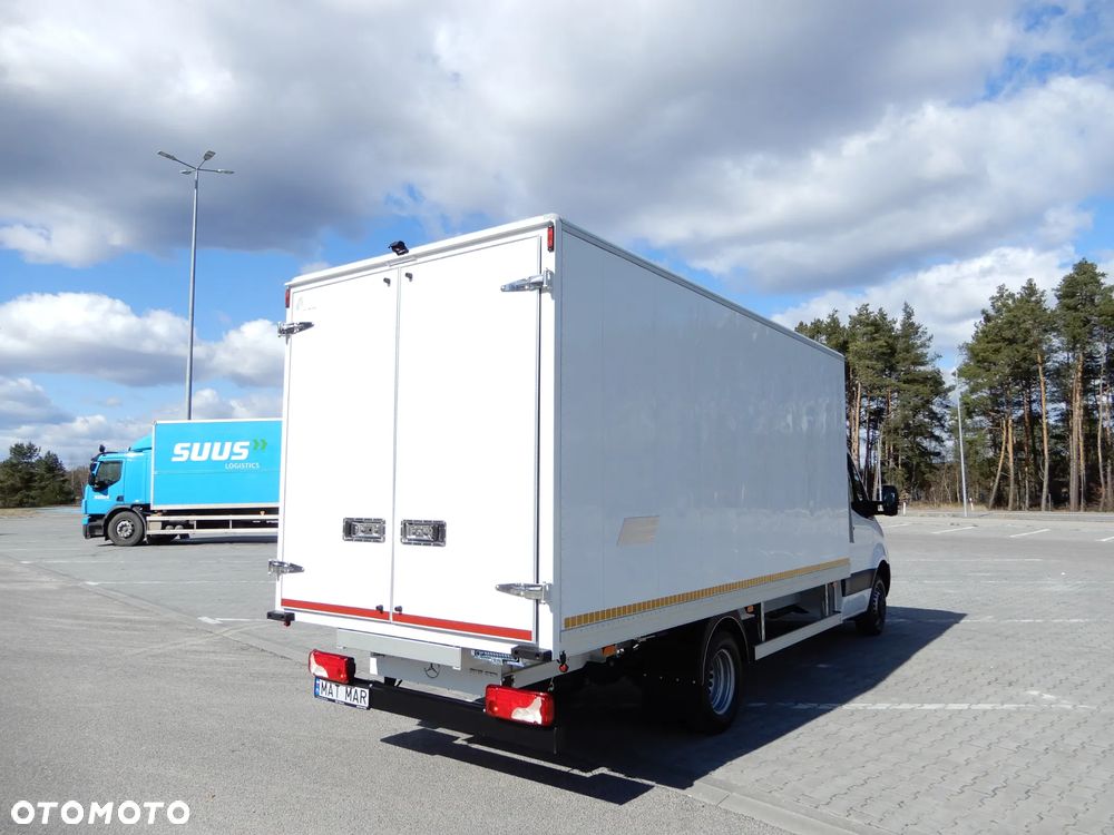 Mercedes-Benz Sprinter 516 CDI 2.2 CDI 163 KM Kontener 4.91 Cm 10 E.Palet Super Lekki ALUVAN DMC 3500 Kg 705 Kg Ładowność Tempomat Asystent Pasa Ruchu Stan Auta Jak Nowy UNIKAT - 6