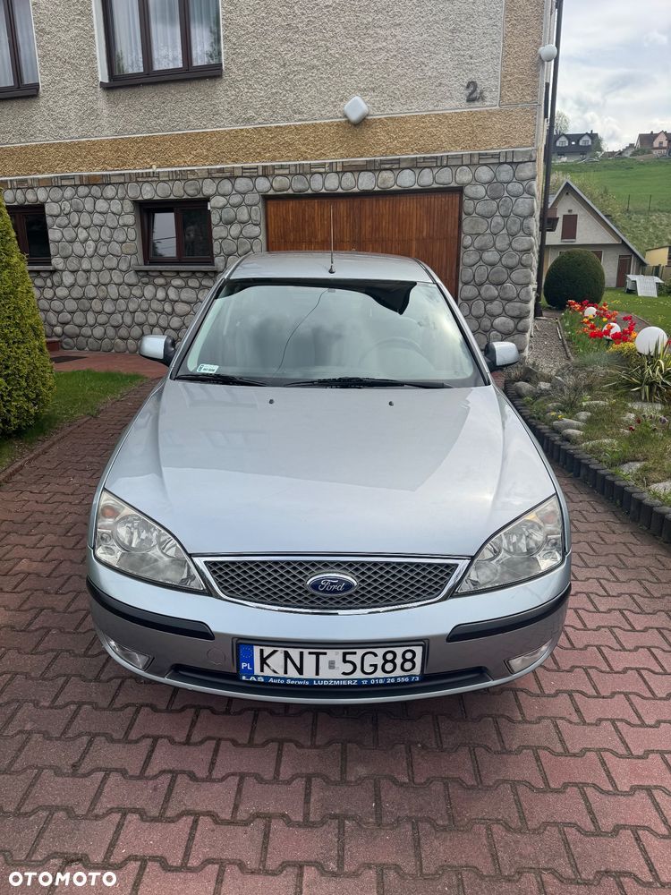 Ford Mondeo 1.8 Ambiente - 8