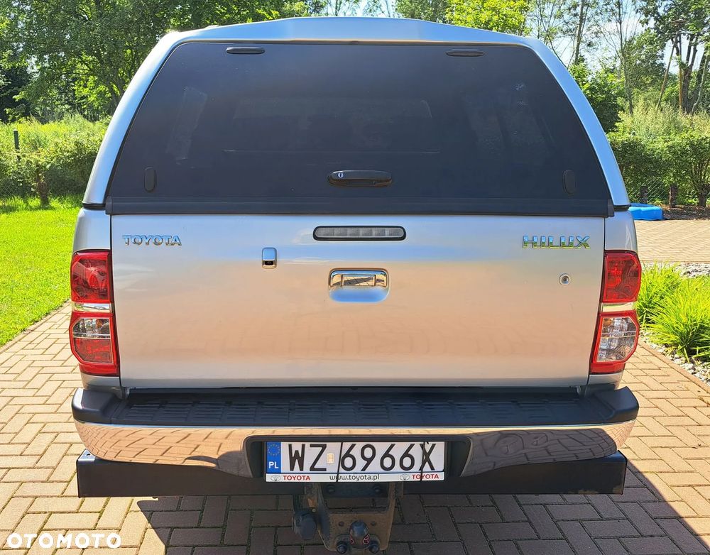 Toyota Hilux 3.0 D-4D SR5 - 7