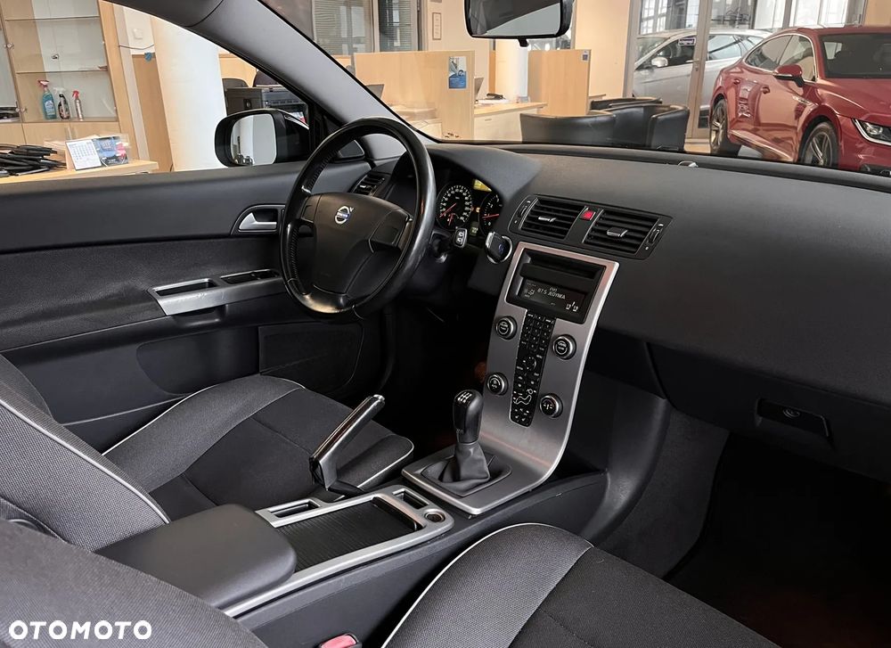 Volvo C30 1.8 Momentum - 21