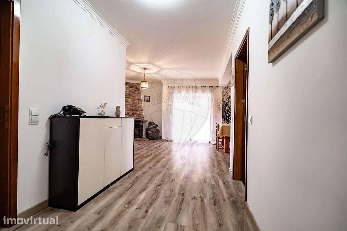 Apartamento T4 para venda - Grande imagem: 3/48