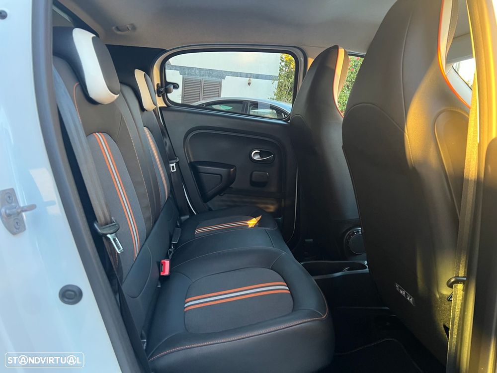 Renault Twingo 0.9 TCe GT EDC - 24