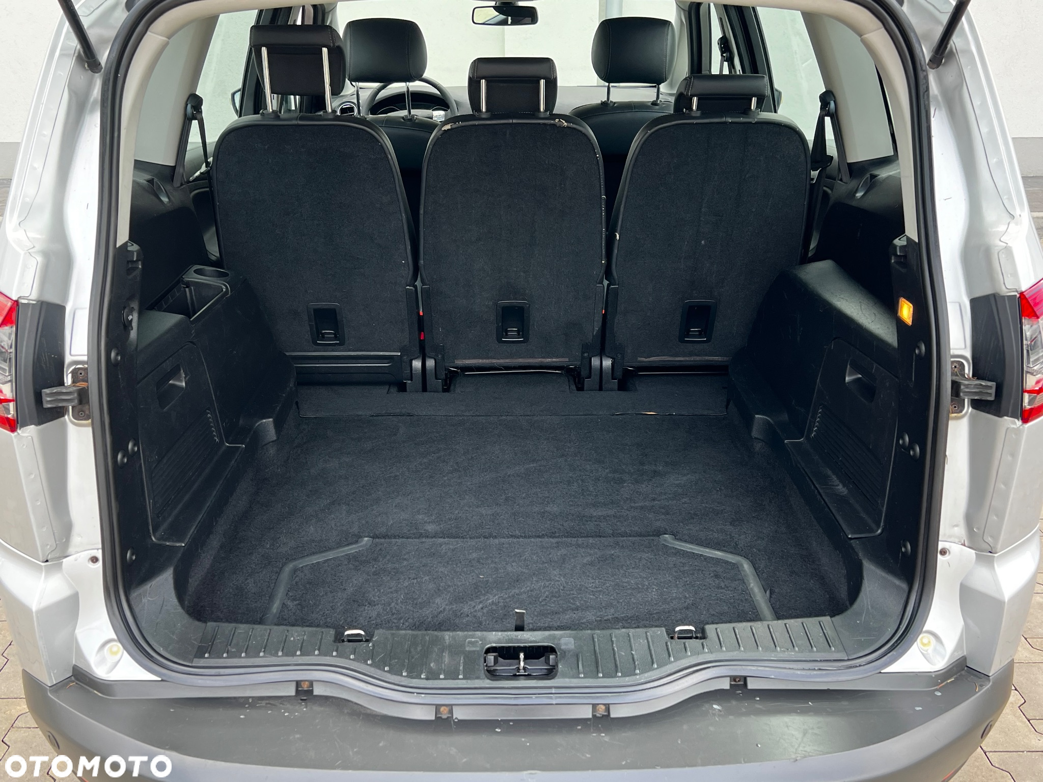 Ford S-Max 2.2 TDCi DPF Titanium X - 21