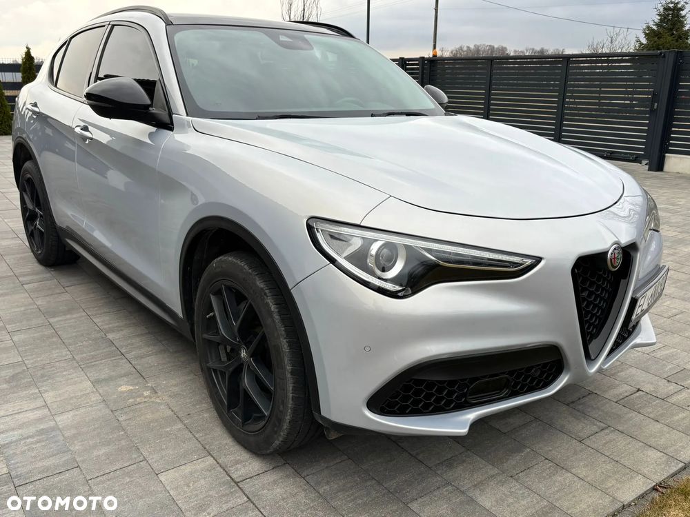 Alfa Romeo Stelvio - 3