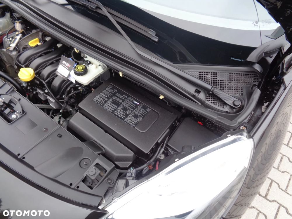 Renault Scenic 1.6 16V Luxe Privilege - 33