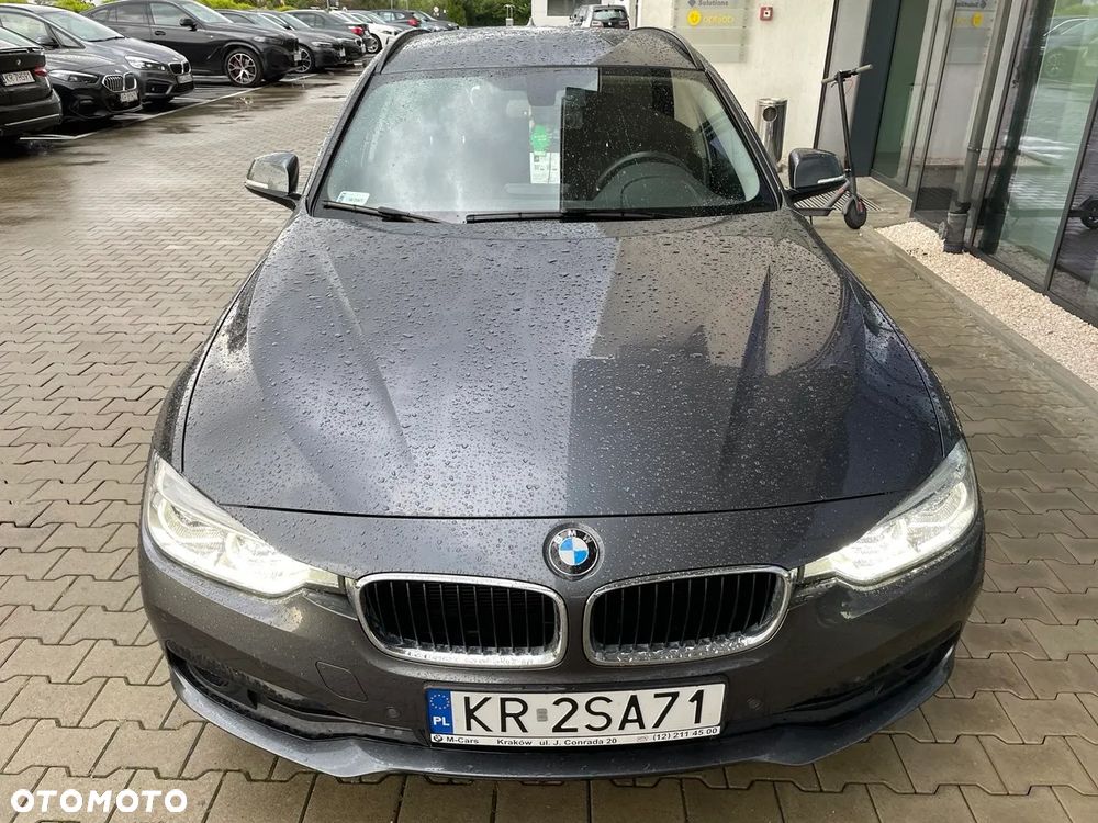 BMW Seria 3 318d Advantage - 3