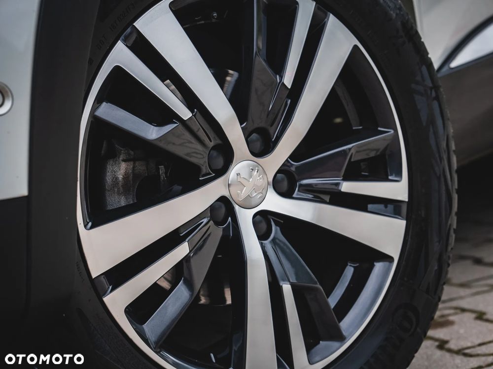 Peugeot 3008 PureTech 130 Stop & Start GPF EAT8 Allure Business-Paket - 6