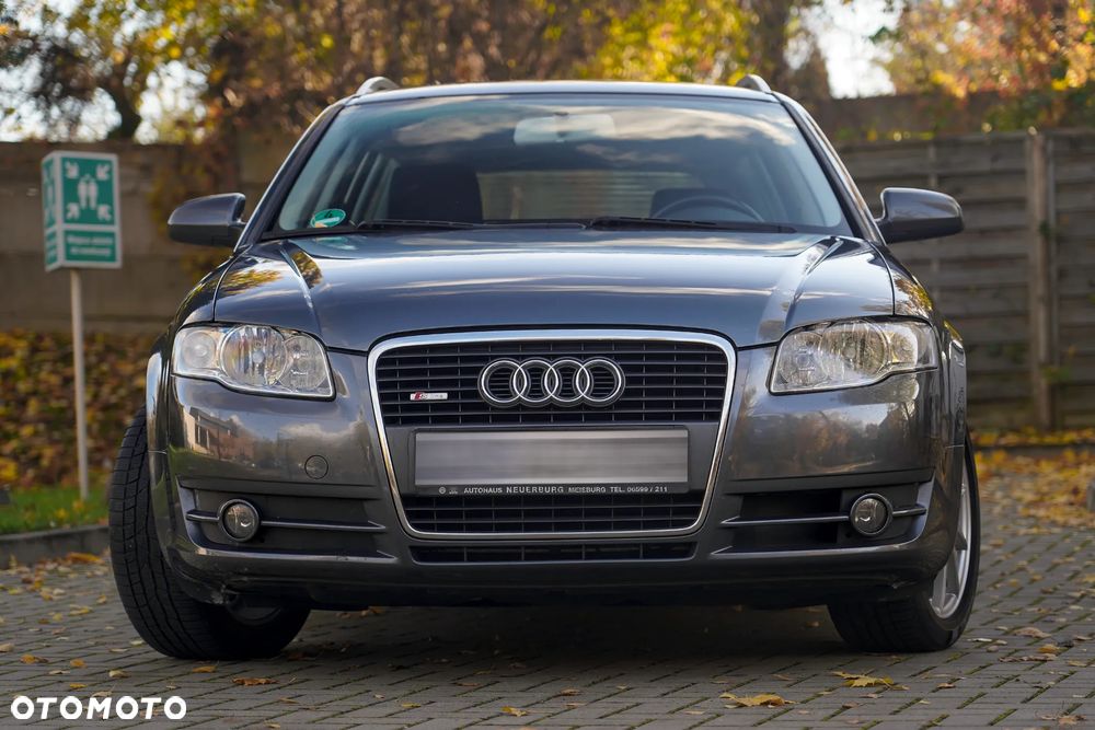 Audi A4 Avant 2.0 TDI DPF - 2