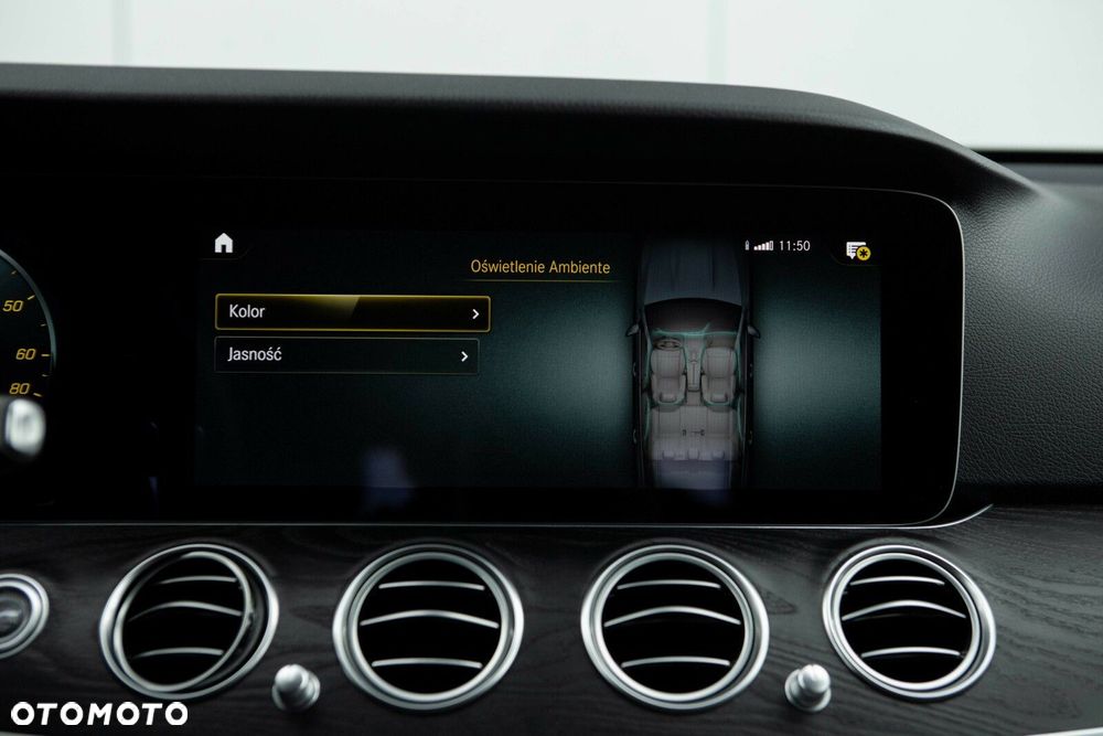 Mercedes-Benz Klasa E - 31