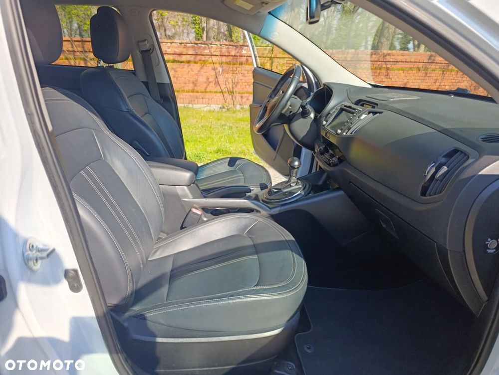 Kia Sportage 2.0 CRDI XL AWD - 8