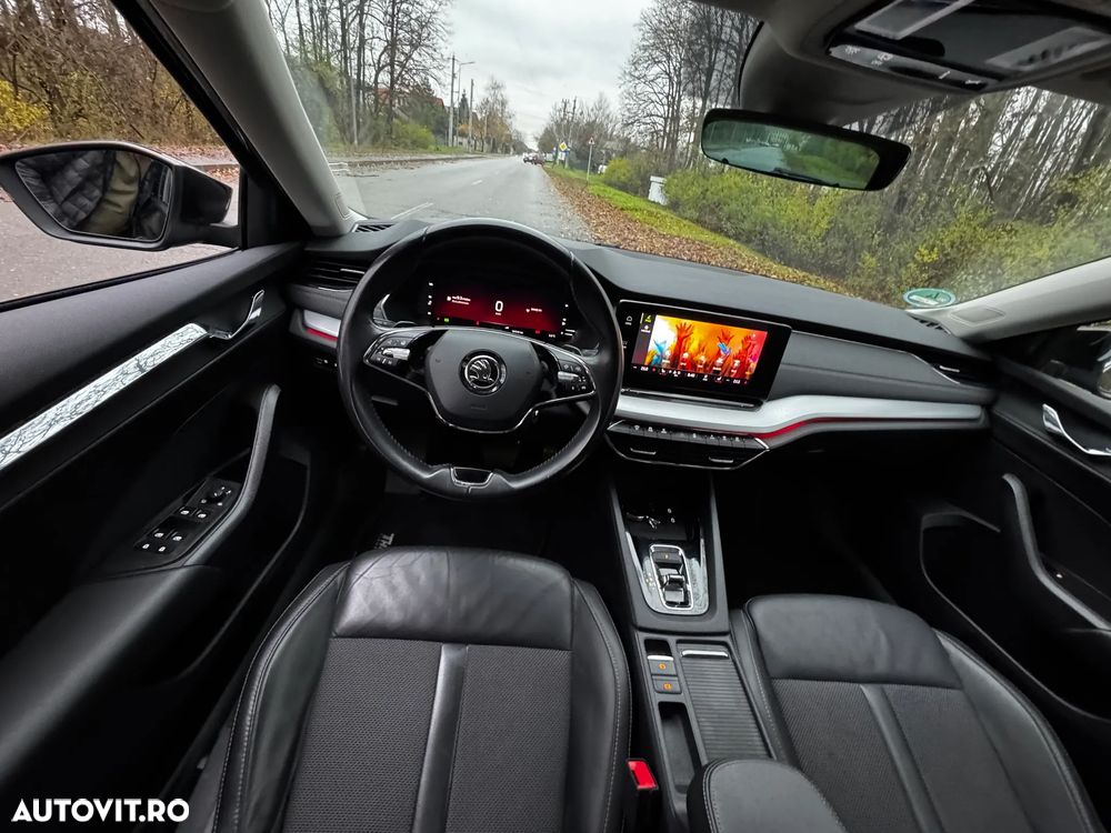 Skoda Octavia Combi 2.0 TDI DSG Exclusive Plus - 28