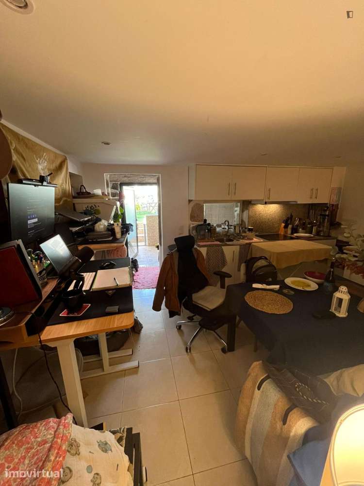 Apartamento com 1 quartos - localizado em Paranhos Porto - Grande imagem: 2/9