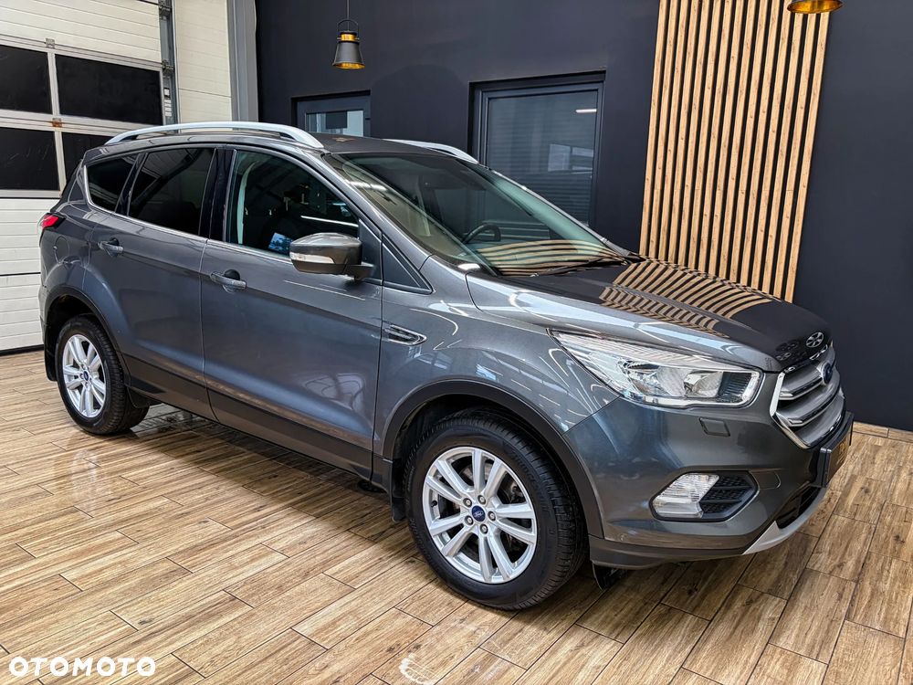 Ford Kuga 2.0 TDCi 2x4 Titanium - 5