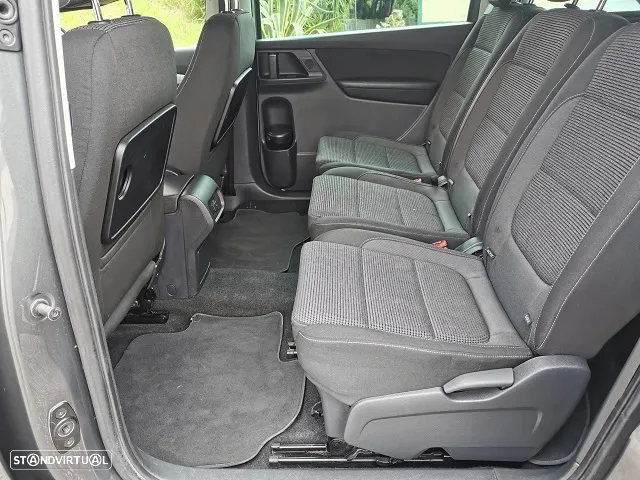 VW Sharan 2.0 TDI Confortline - 21