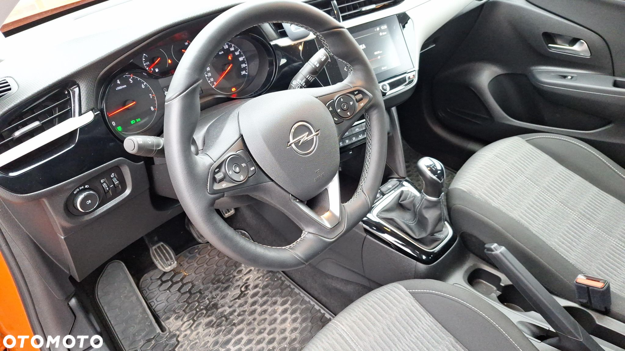 Opel Corsa 1.2 Edition S&S - 9