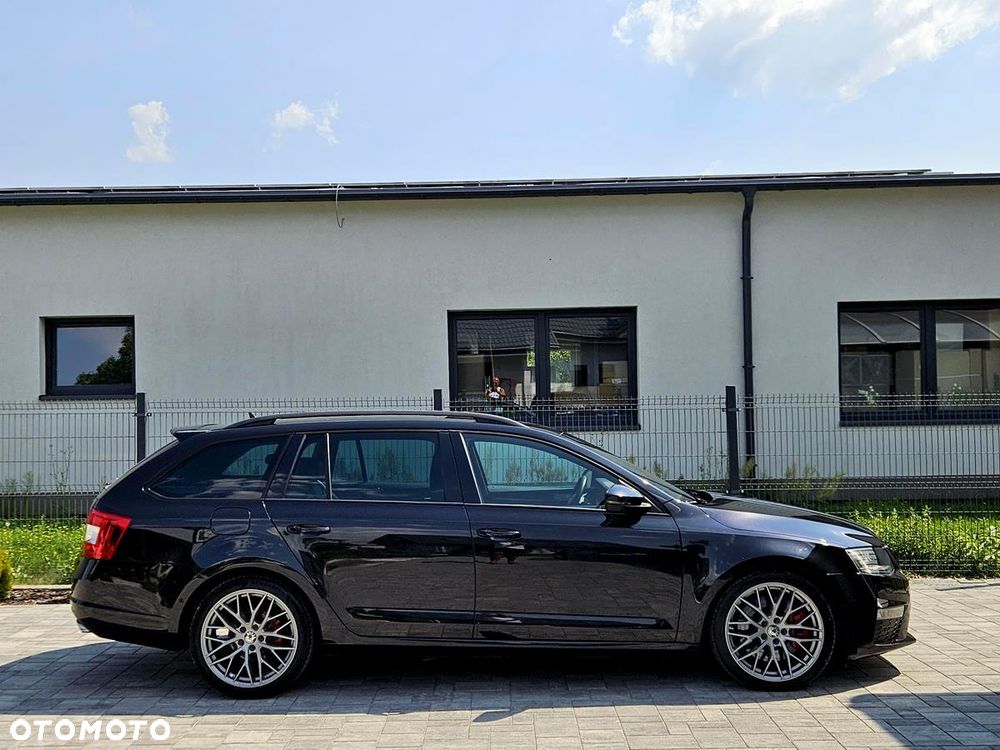 Skoda Octavia 2.0 TDI DSG RS - 13