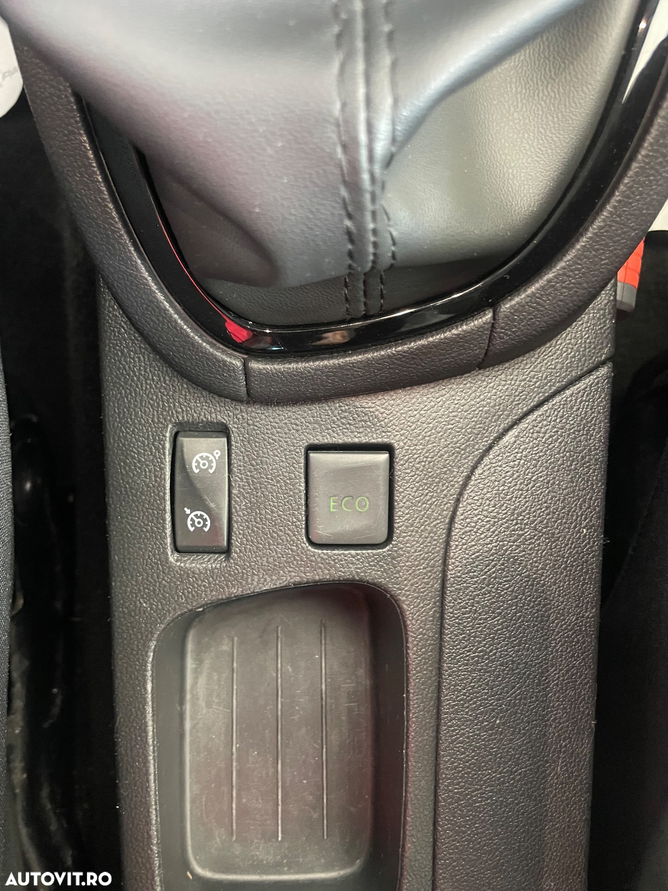 Renault Clio (Energy) TCe 90 Start & Stop INTENS - 15