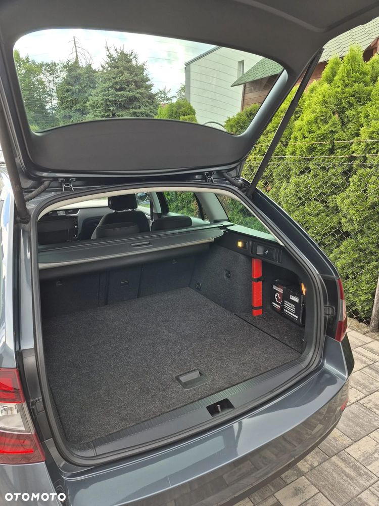 Skoda Octavia 2.0 TSI DSG Soleil - 10
