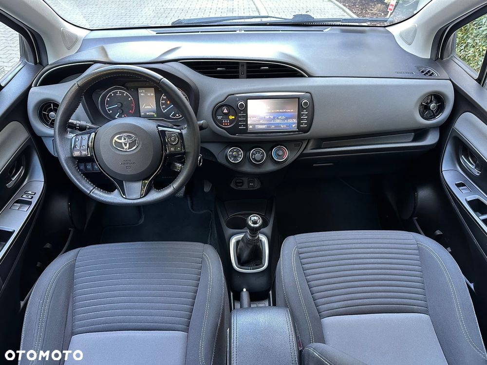 Toyota Yaris 1.5 Premium - 7